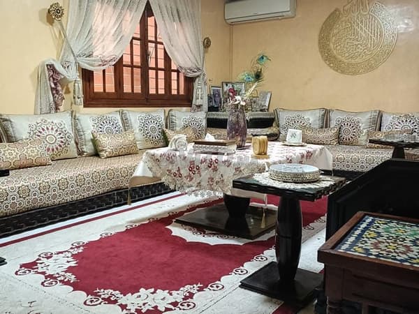 Villa 245 m2 à Route de casa