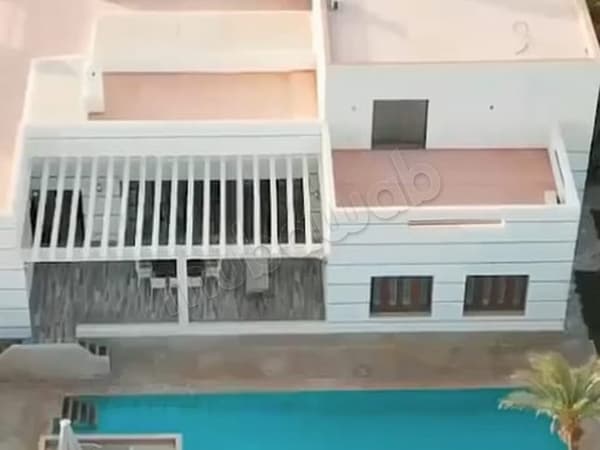Villa moderne avec piscine privée à vendre