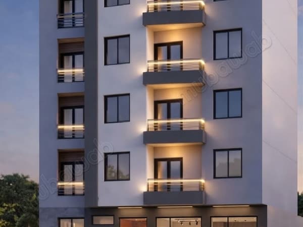 Appartement à vendre à l'aéroport. 2 belles chambres. Balcon et ascenseur