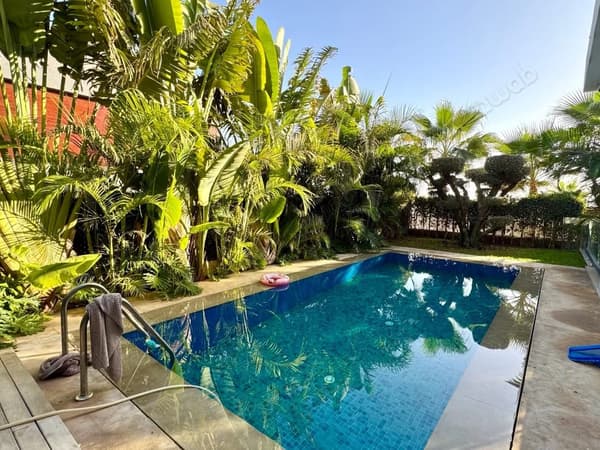 Magnificent semi-detached villa in Ville Verte to Seize