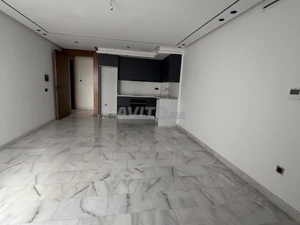 شقة جديدة للبيع – لاس برينسيسيز