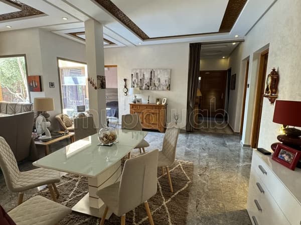 Villa de 4 chambres à côté de l’École Américaine