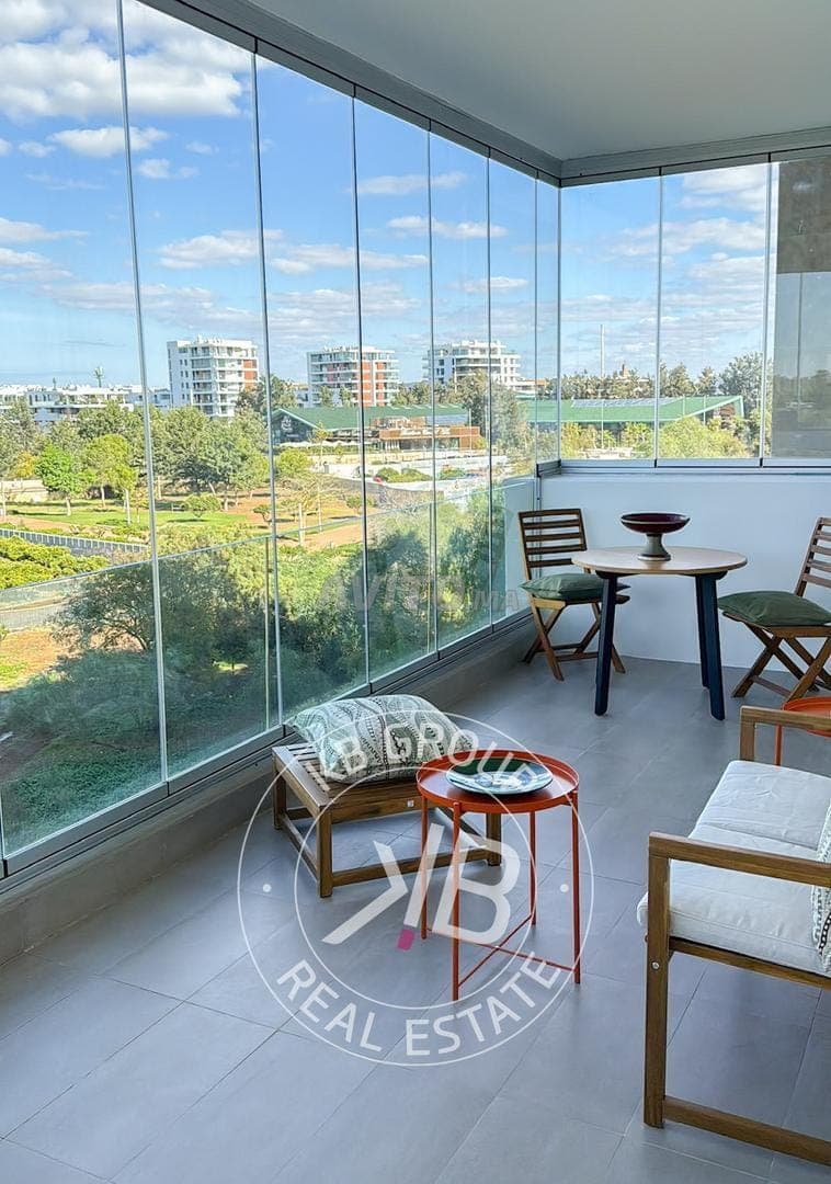 APPARTEMENT MEUBLÉ À LA LOCATION - ORANGERAIE