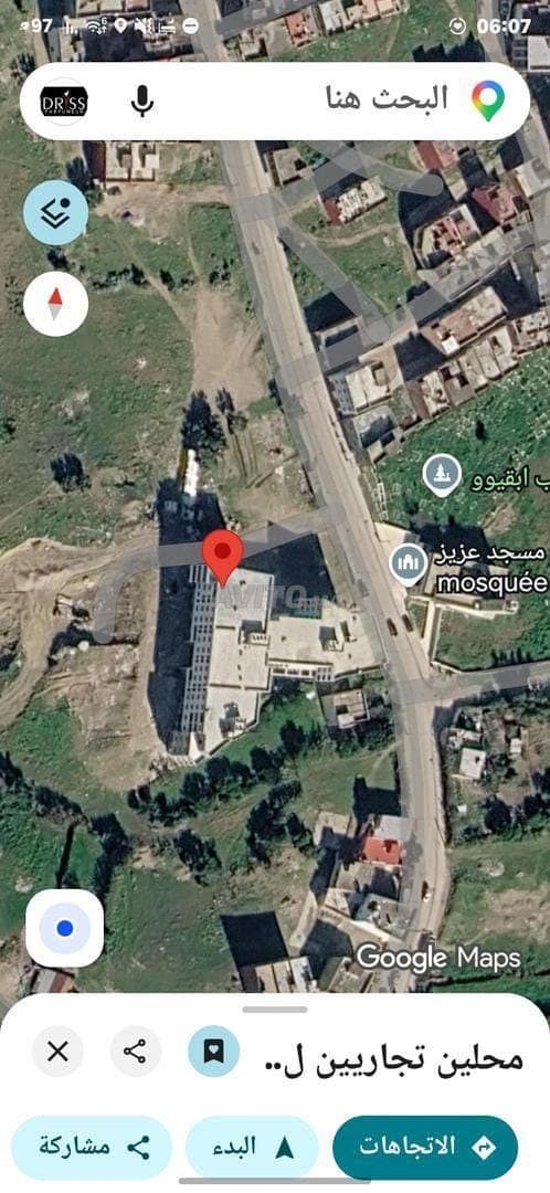 Deux locaux commerciaux à vendre
