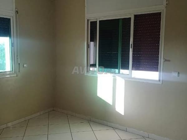 Appartement à louer 87 m² à Temara
