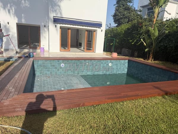 Location villa 840m Souissi