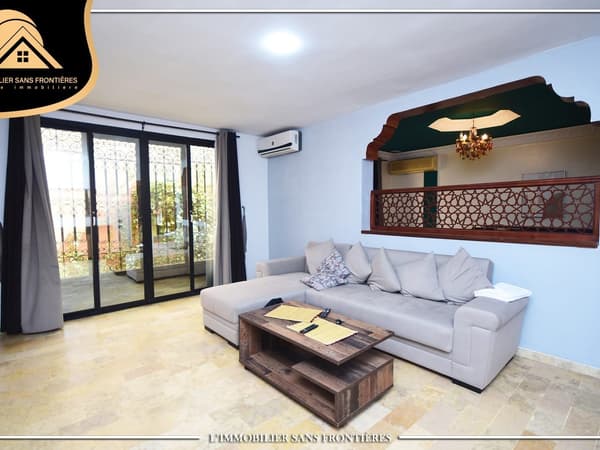 Villa meublée à louer à Afaq, Afaq — 2 jardins privés — 144 m²