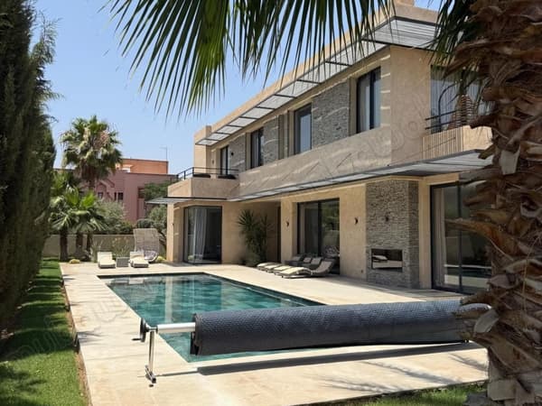 5 suites Une villa familiale dans un environnement privilégié