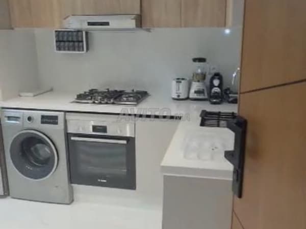 Appartement neuf meublé à louer Moujahidine