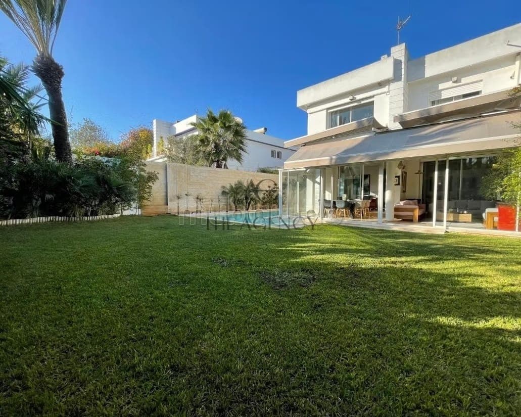 Anfa Vente d’une très belle villa à vendre