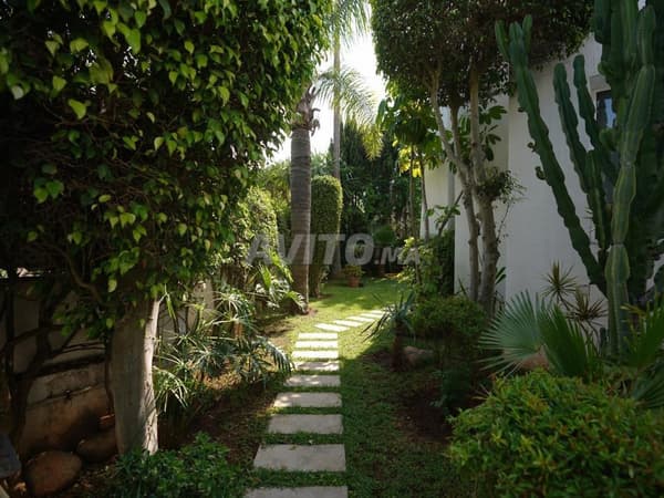 Villa à louer 🏡 Piscine privée et jardin 🌳