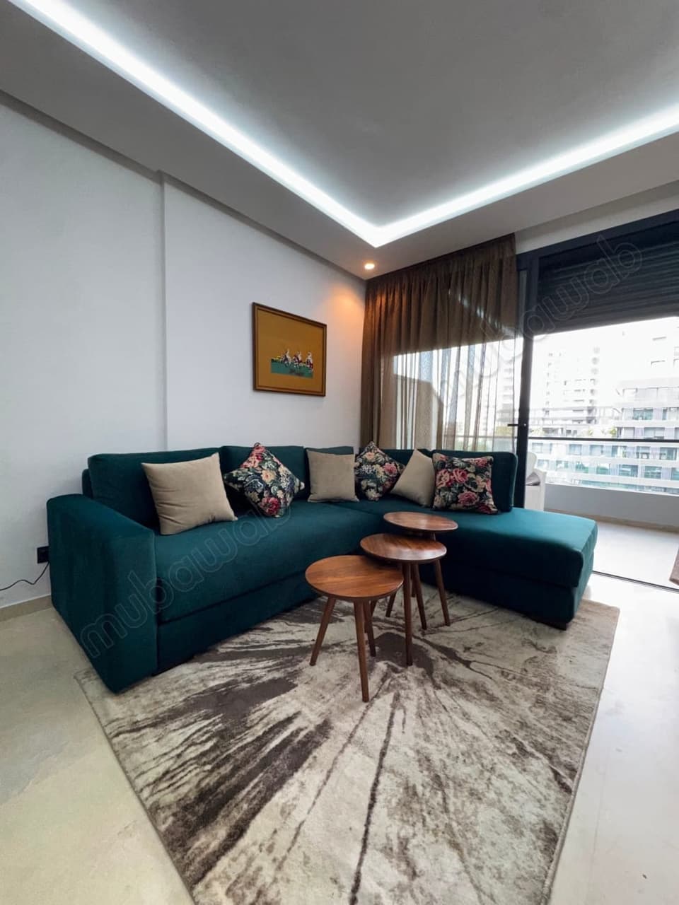 Bel appartement à louer dans la ville financière de Casablanca. Superficie 50 m². Cave