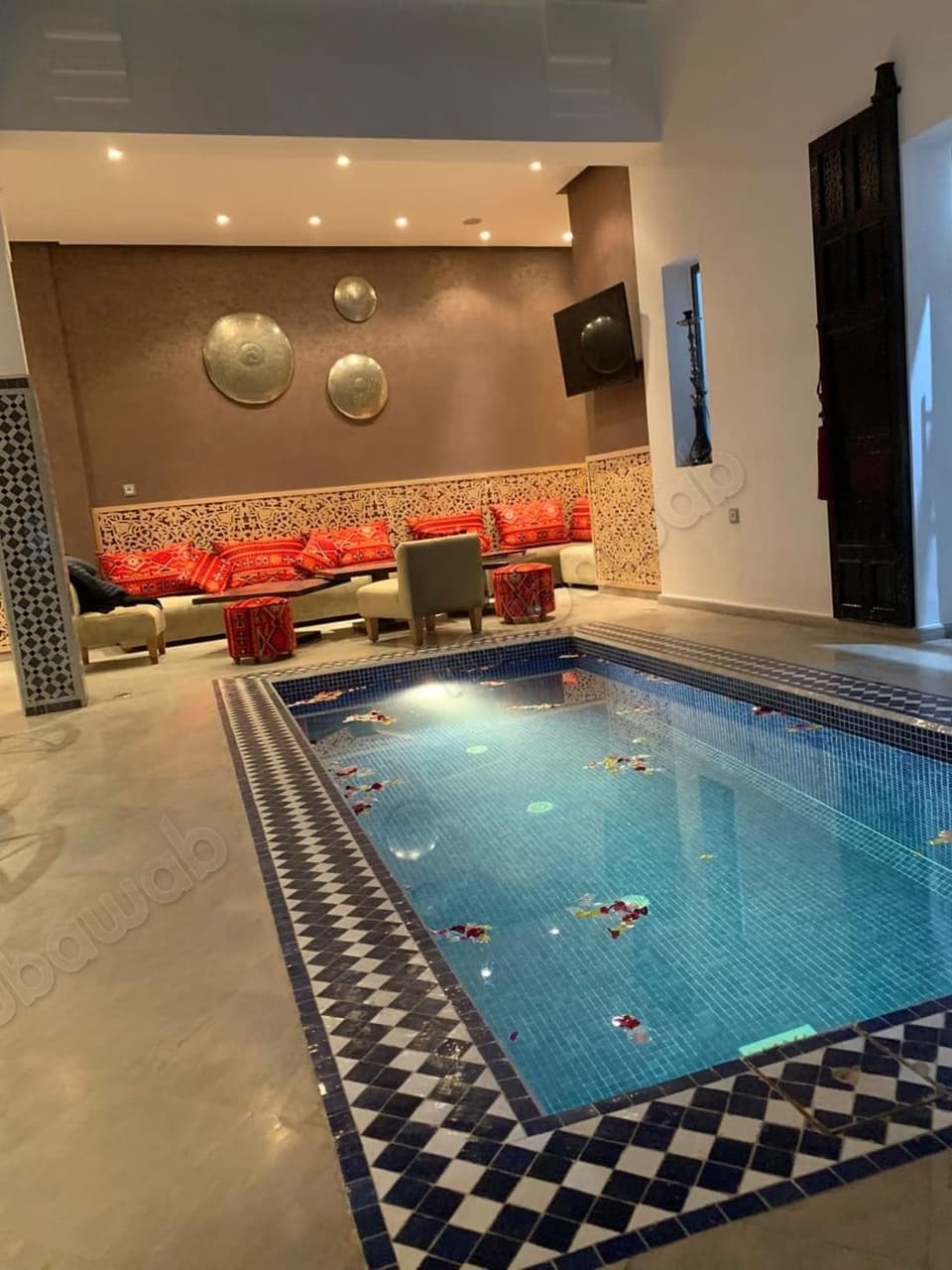 Exclusivité: Riad entièrement construit à neuf, 7 Ch, Piscine