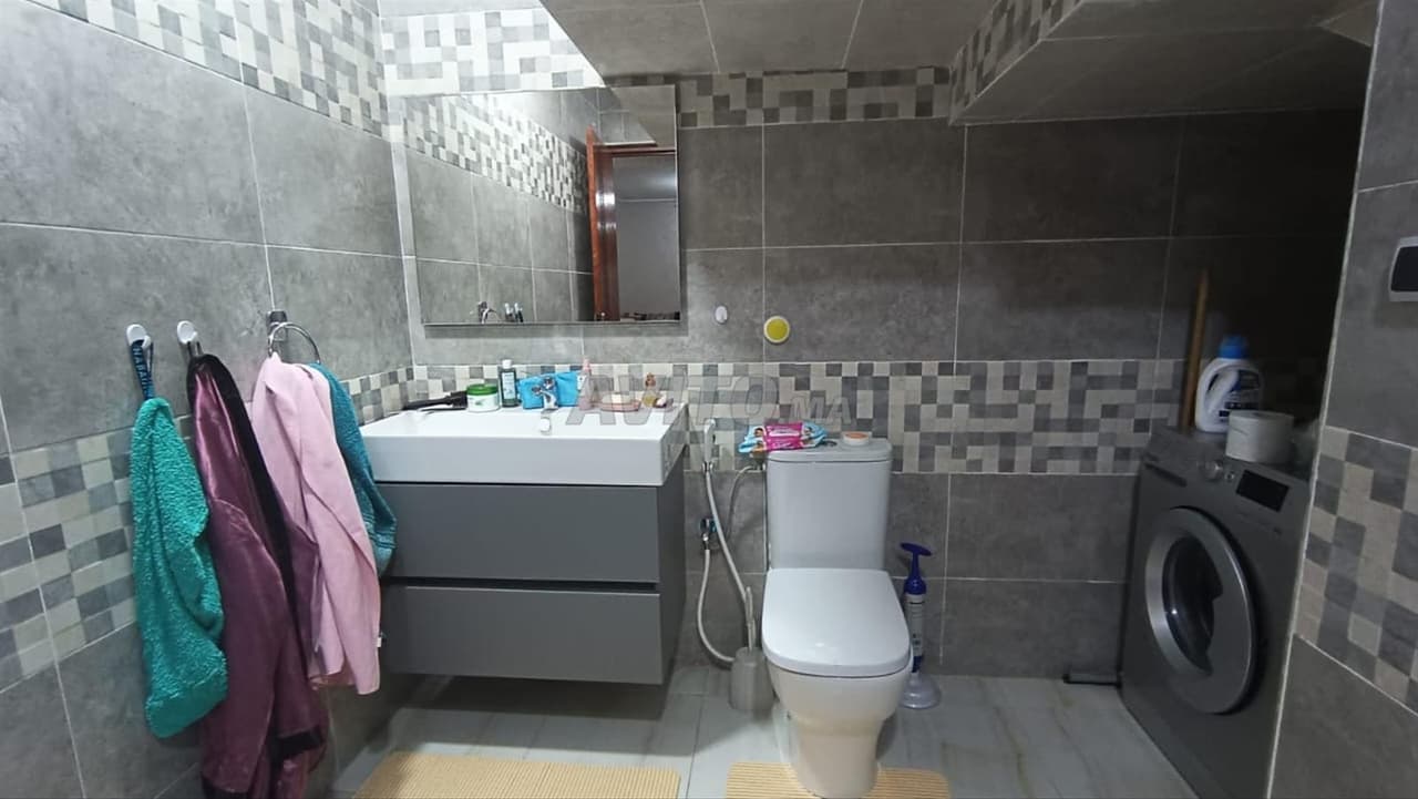Appartement à louer 81 m² à Agadir