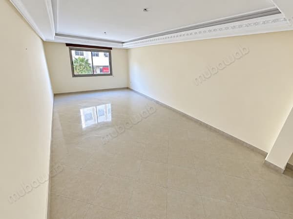 Spacieux appartement lumineux à Iberia, Tanger