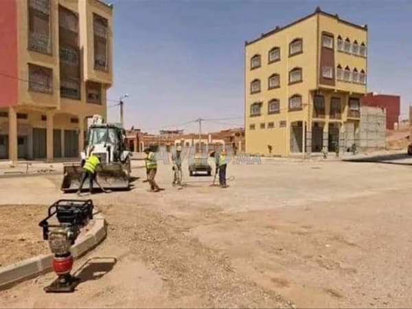 Local commercial 100m