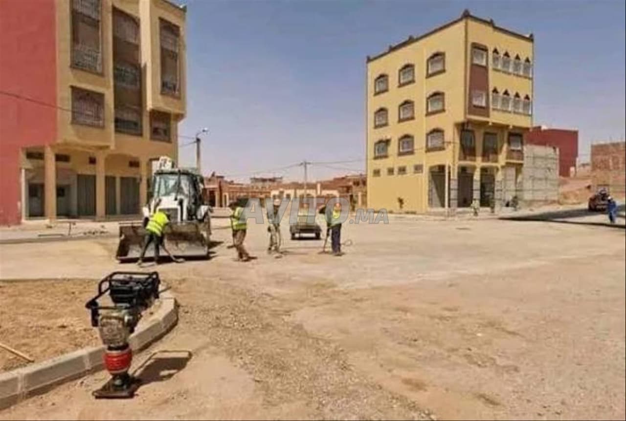 Local commercial 100m