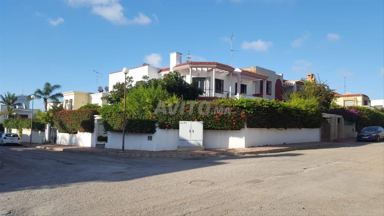 Villa dans le quartier de Hay Riad Rabat
