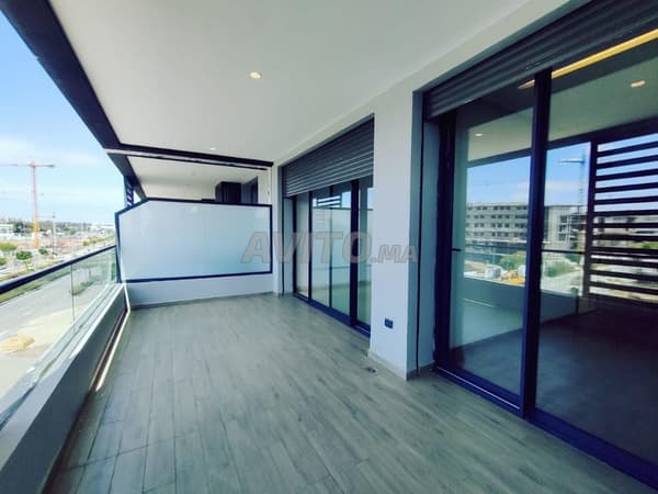 Leeg studio te huur in CFC