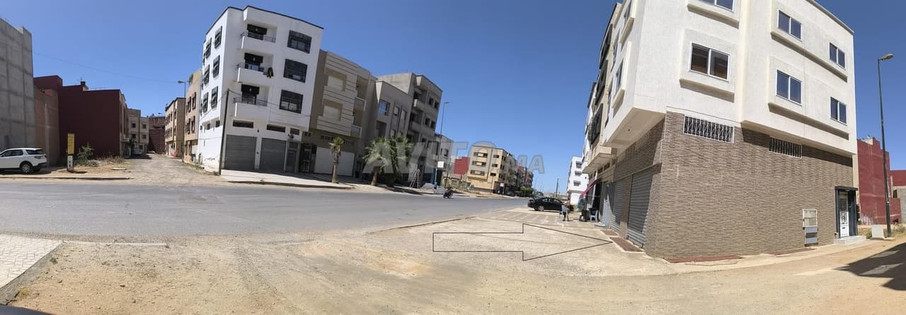Local Commercial à Louer - Agence - Société