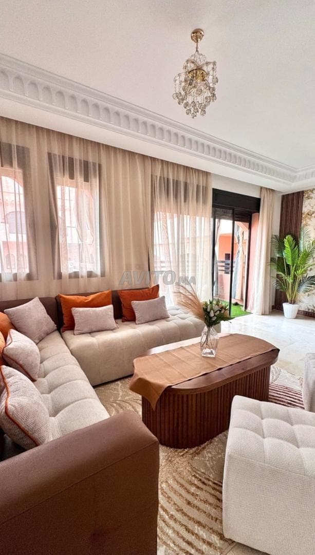 Appartement Meublé avec Piscine à Louer