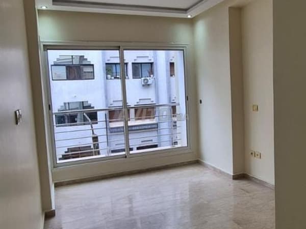 Appartement à louer 110 m² sur triangle d'or
