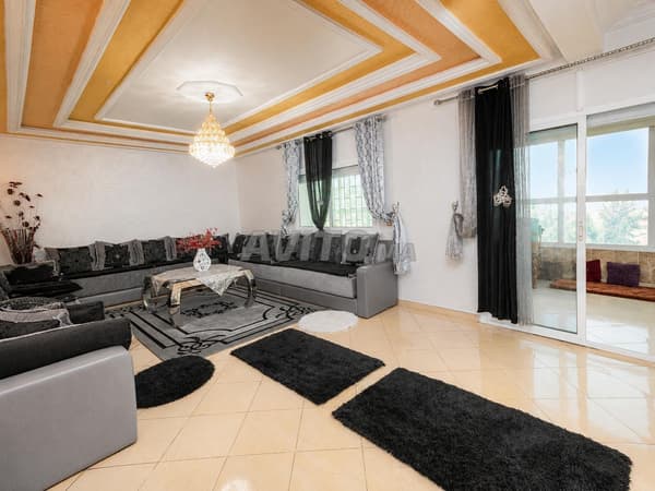 Très rare au centre-ville de Kénitra — 288 m²