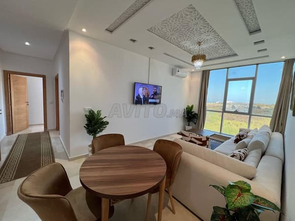 Appartement moderne à louer à Tanja Balia