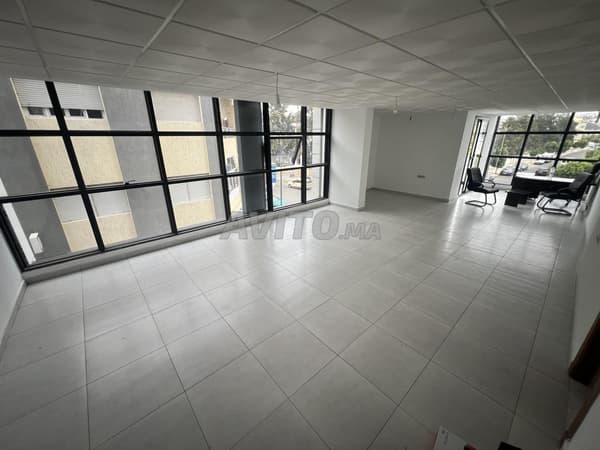 Bureau neuf 70 m² à louer – Dar Tounsi, Tanger