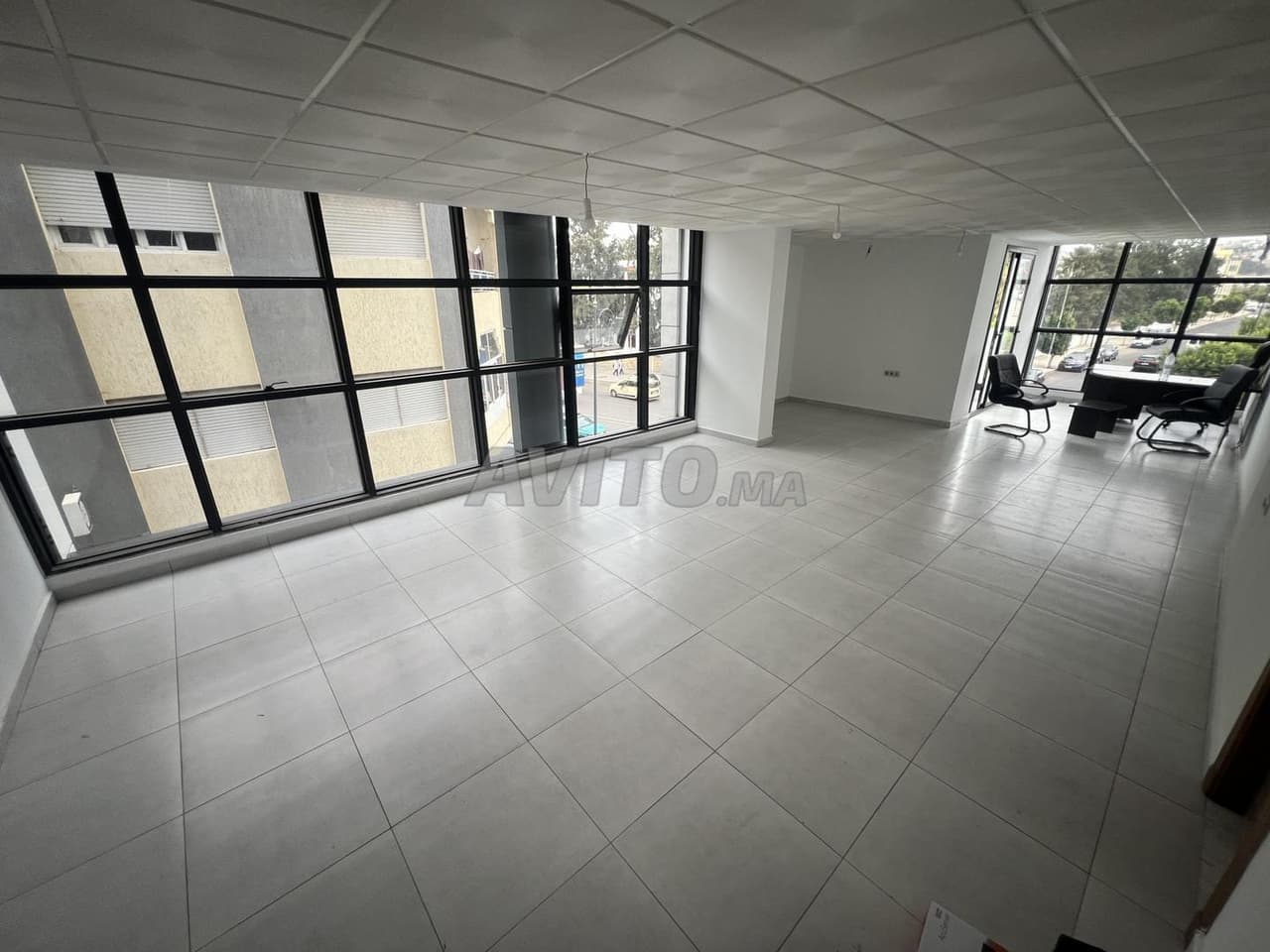 Bureau neuf 70 m² à louer – Dar Tounsi, Tanger