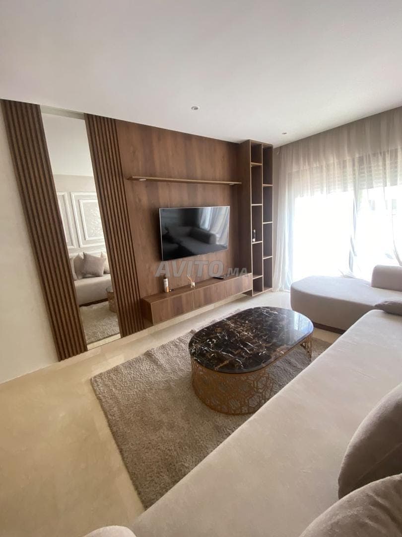 À LOUER – SUPERBE APPARTEMENT MEUBLÉ- EL MANSOURIA