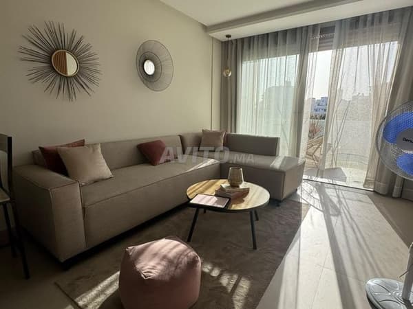 إيجار studio مفروش في حي l'Oasis