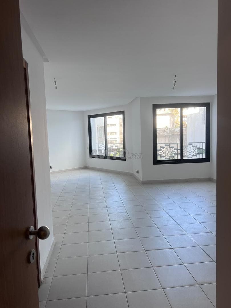 Nieuw kantoor te huur in Gauthier 44 m²