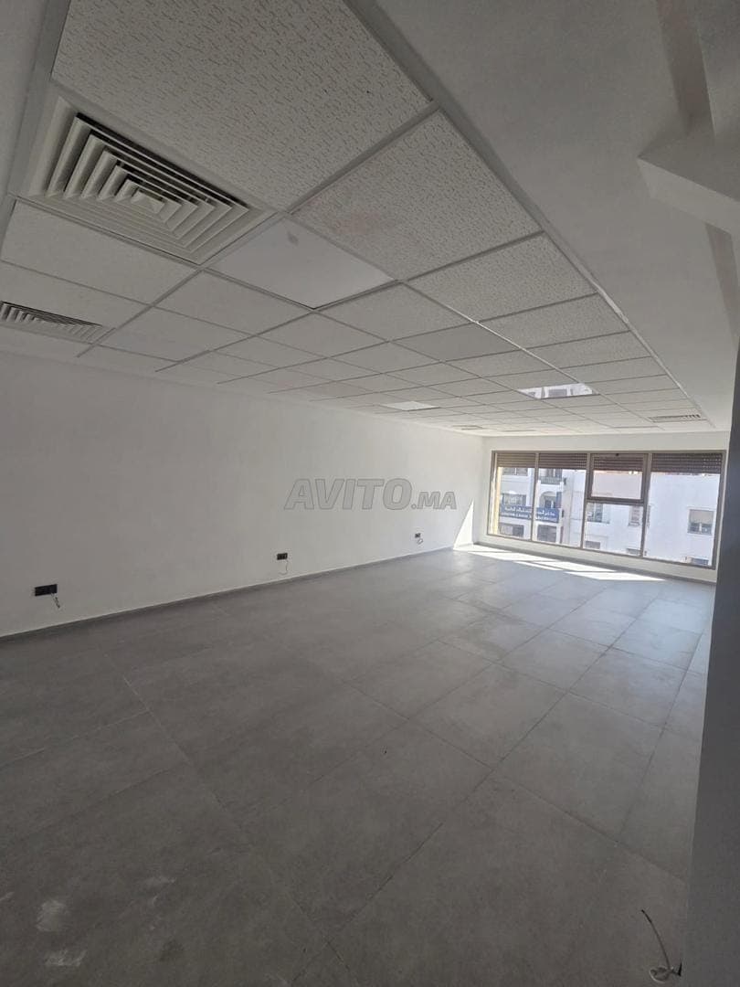 Büro in Plateau, 49 m², neu, Boulevard Biranzaran