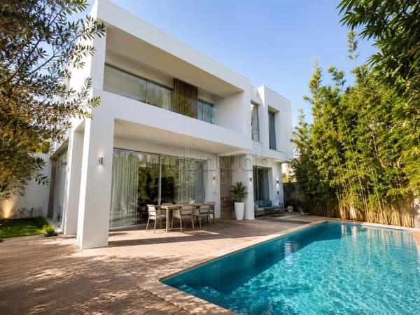 Prachtige gemeubileerde villa te huur in Chantilly
