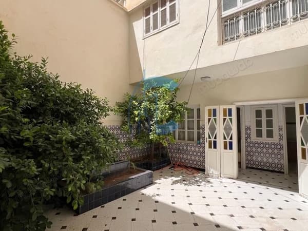 Villa 4 chambres 1 chambre de personnel à vendre daoudiate