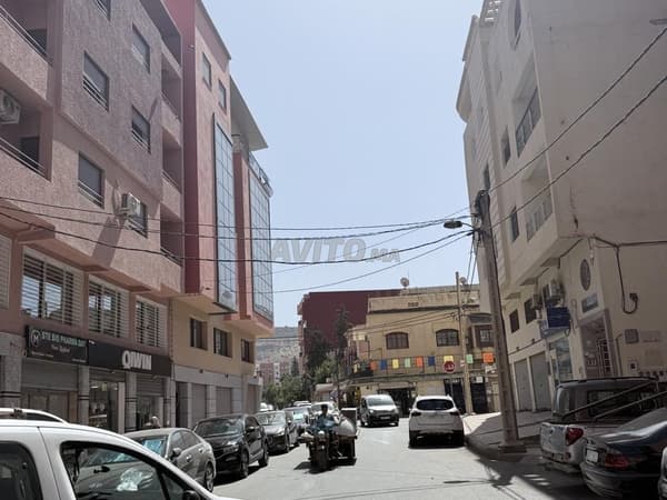 Te huur (Hoek) 300m² - Rue Taif (Quartier Moderne)