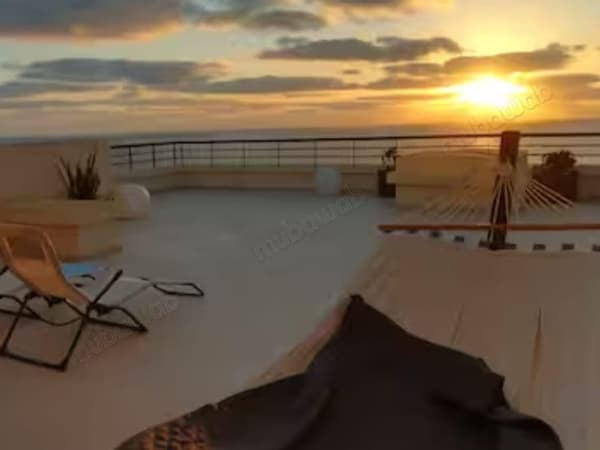 Beautiful seafront apartment for sale