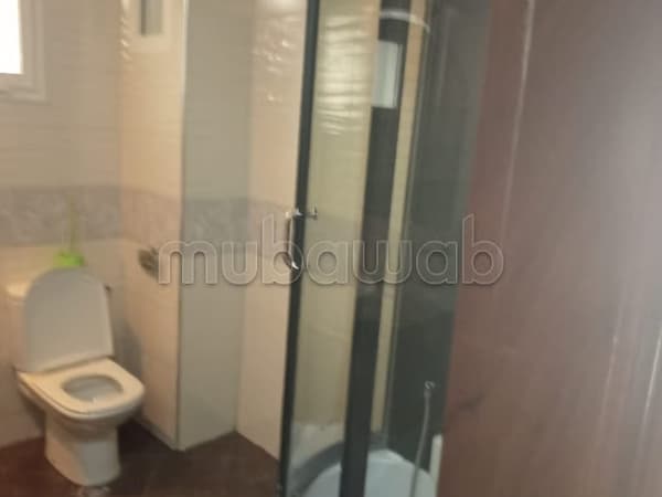 Appartement à l'achat à Guich Oudaya. Superficie 112 m². 2eme etage Salon traditionnel et…