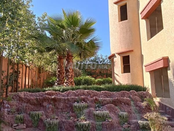 Villa con título en venta, superficie de 1000 m²