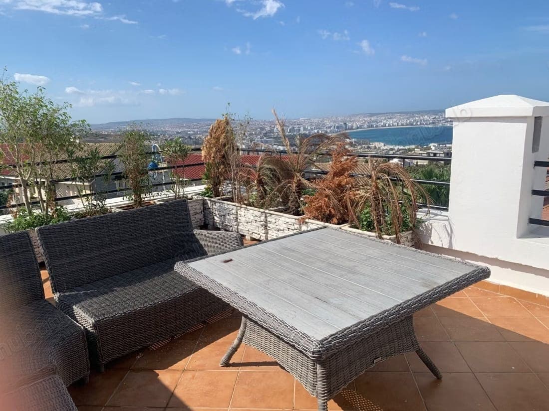 Belle Villa 500 m² Nouinouich Vue sur Mer Tanger