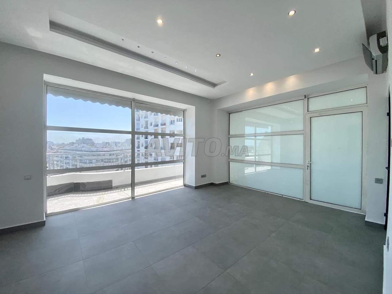 PLATEAU DE BUREAU 130M BD MOHAMED 5 CENTRE VILLE
