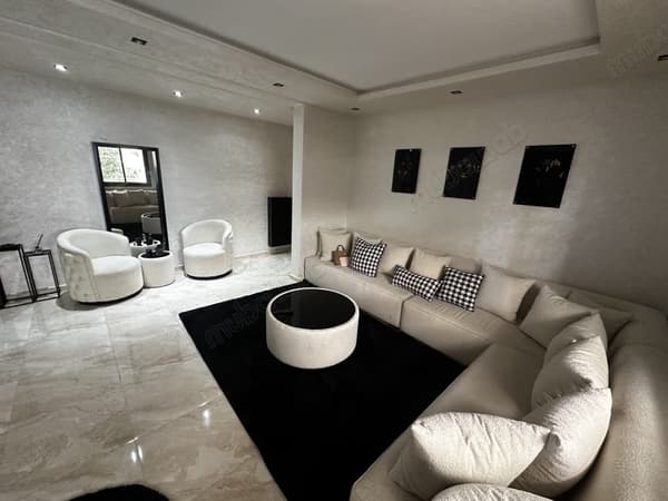 Appartement a louer 103m2