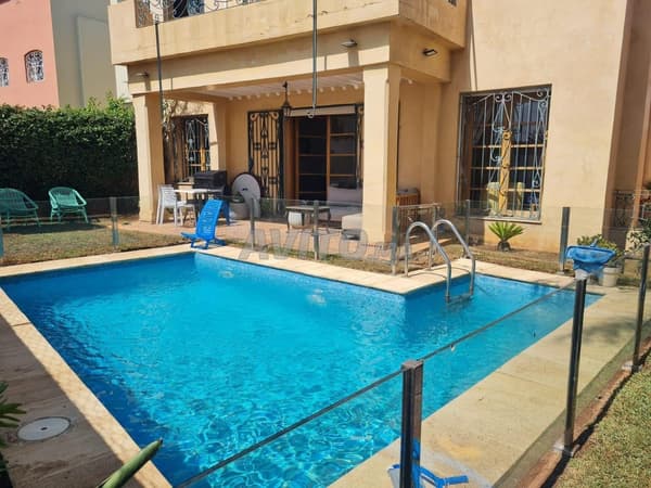 For Sale - Luxury Villa 385 m² Vacant with Private Swimming Pool