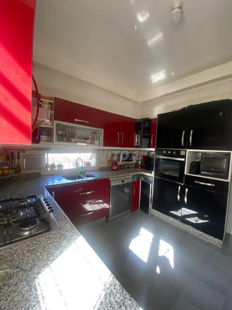 Appartement à louer 125 m² à Rabat