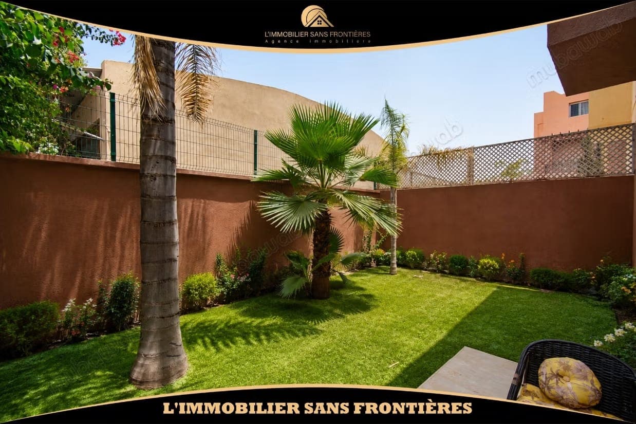 Villa vacía en venta en Targa, Marrakech – Jardín privado – 195 m²