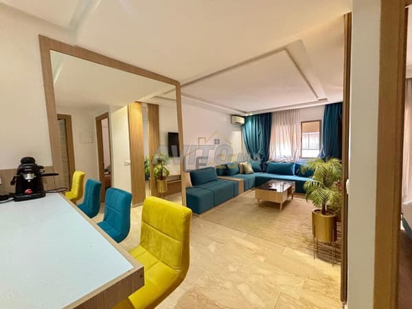استوديو أنيق مفروش للبيع