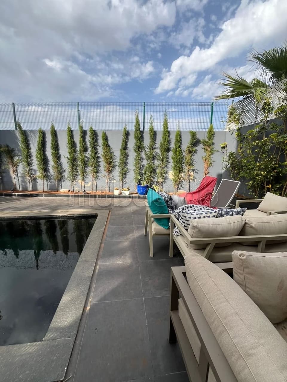 Luxe huis te koop in Ain Diab Extension. Totale oppervlakte 466 m². Deur...