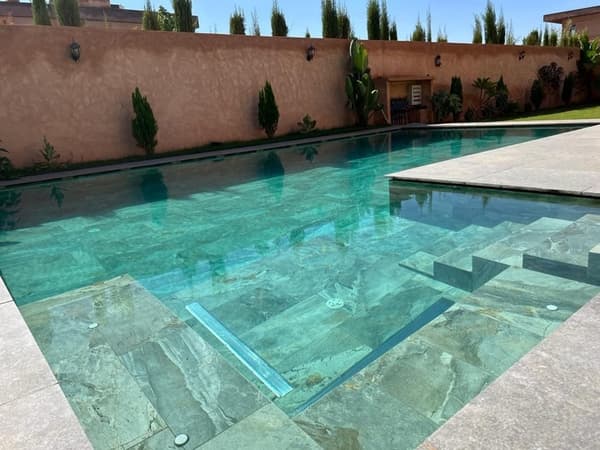 Villa de luxe meublée à louer sur la route D'ourik