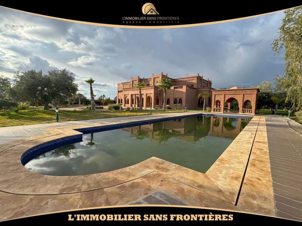 Palast zu verkaufen an der Route Tahanaout Km 14, Marrakesch, 1 Hektar